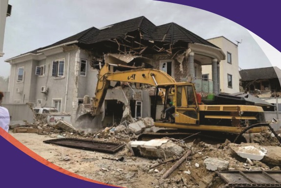 Demolition of building VerseNews