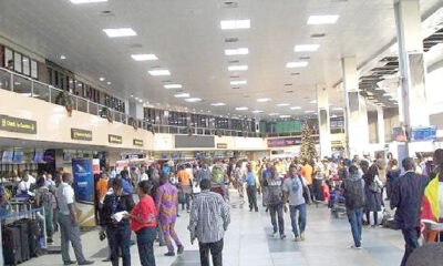 NIGERIANS AT THE AIRPORT