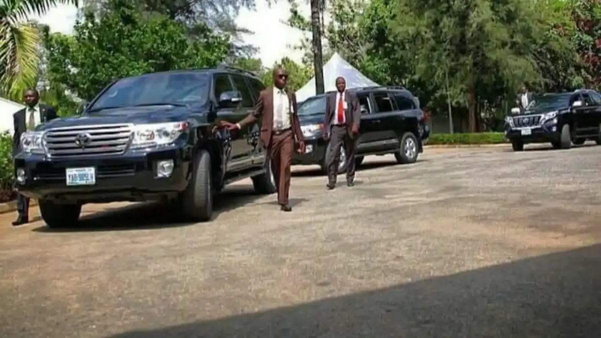 President Tinubu s convoy