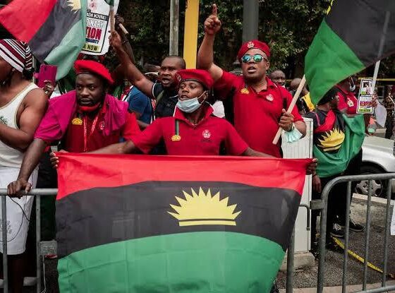 WhatsApp ipob