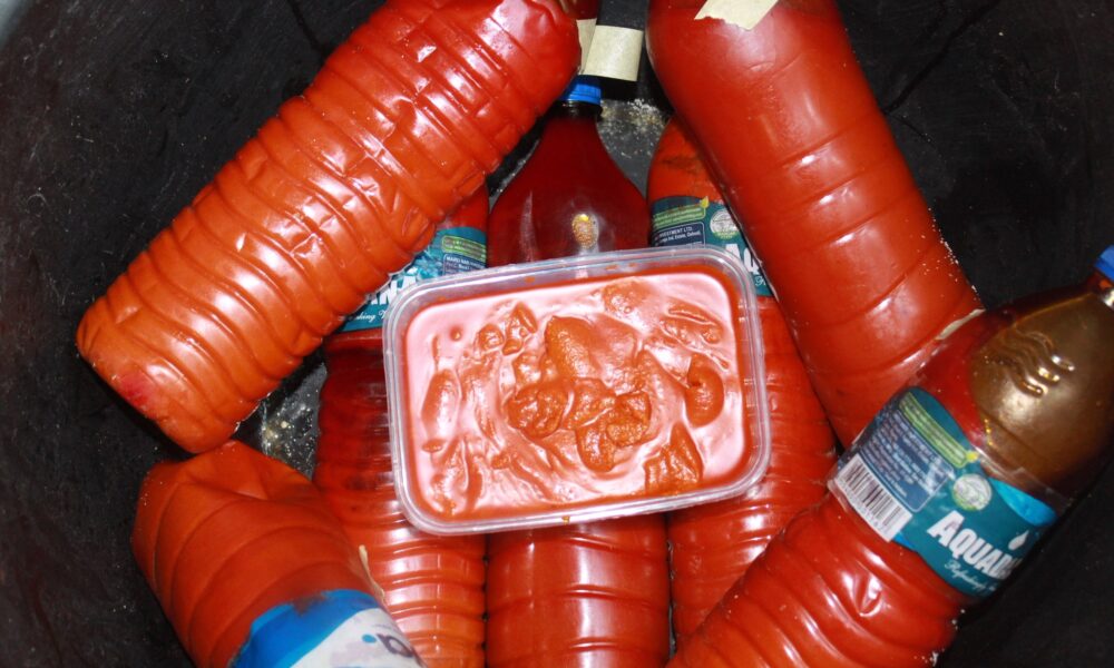 Lagos raises the alarm over adulterated palm oil in markets seals shop2