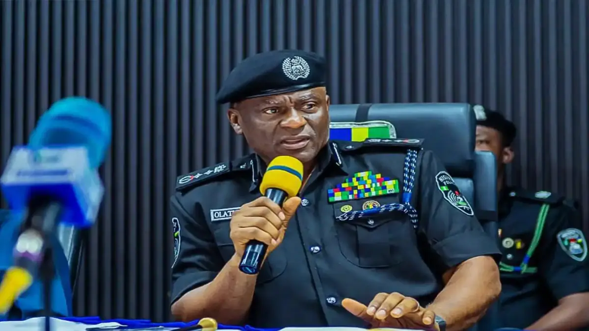 IGP Disu addressing press